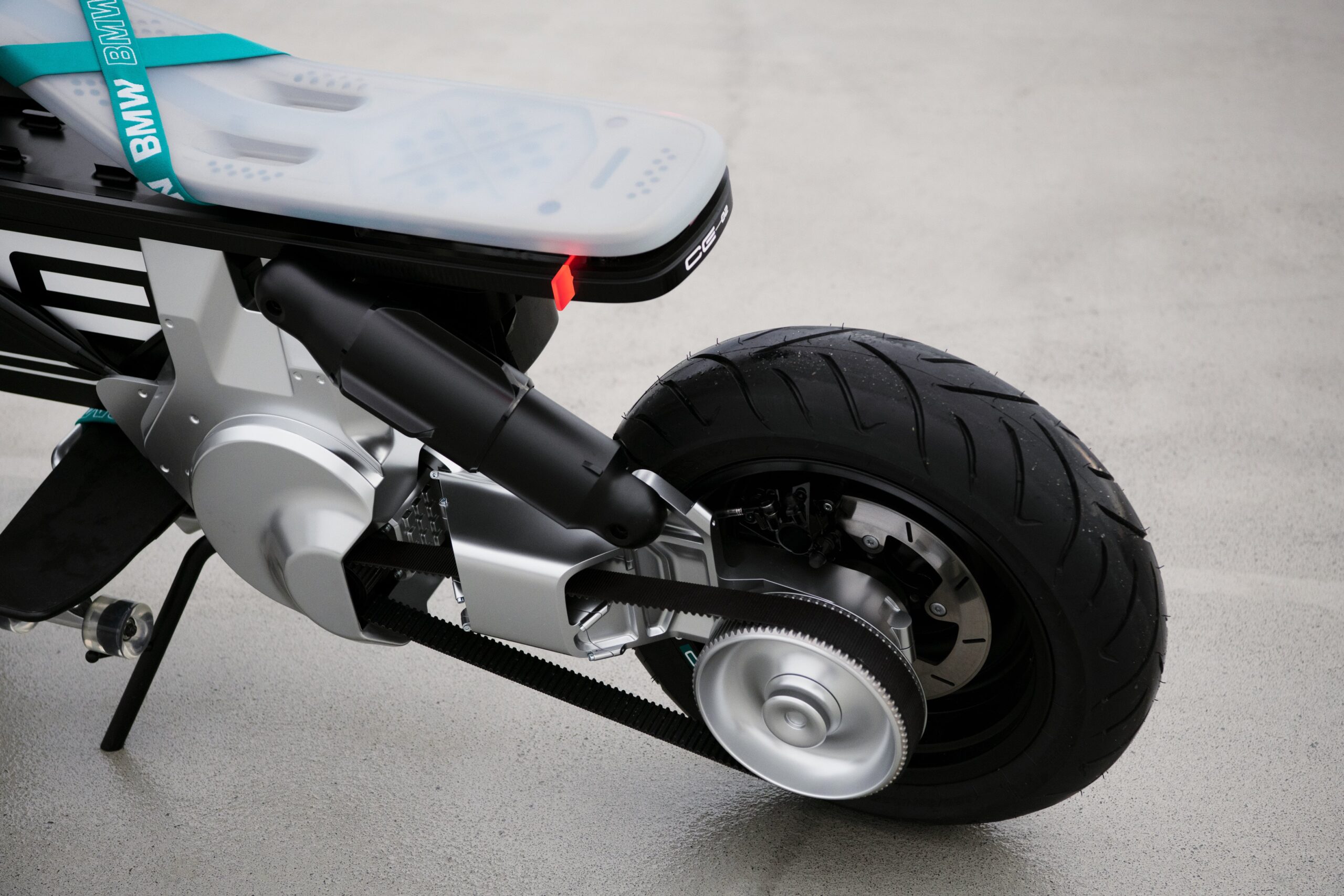 BMW Motorrad Concept (02)